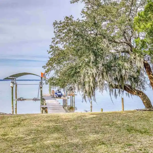 EXCEPTIONAL HOME ON PENSACOLA BAY