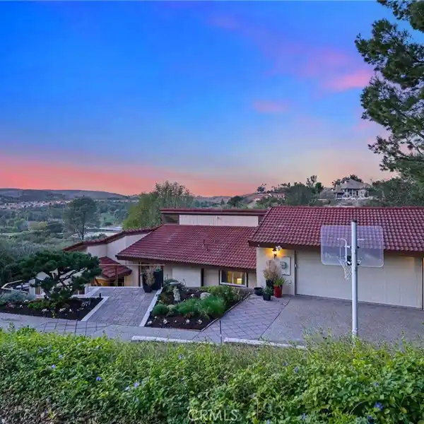 HIGHLY UPGRADED CUSTOM ESTATE
