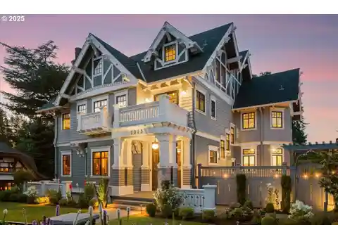 Modern Masterpiece | Portland Heights