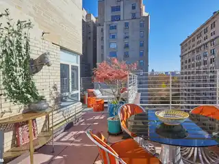 Rental Penthouse with Large Terrace