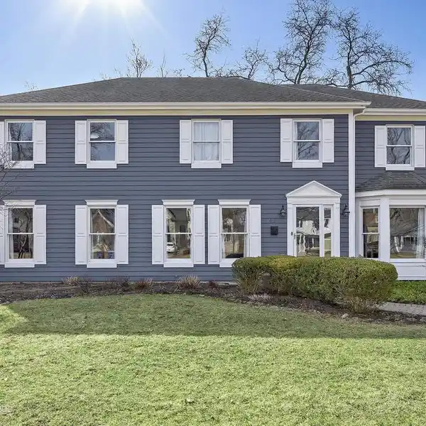 CHARMING TRADITIONAL HOME
