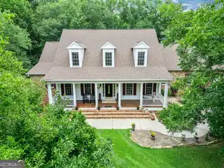 Peaceful Country Living on 12 Private Acres