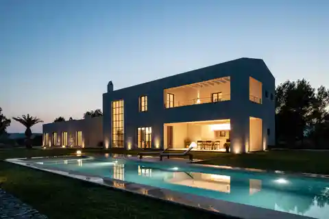 Modern and Comfortable Luxury Country House in Santa María Del Camí