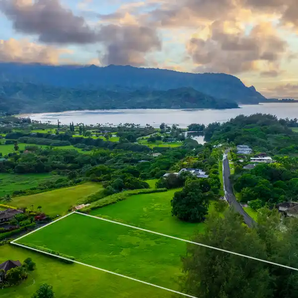 EXPANSIVE PRINCEVILLE LOT WITH PROTECTED PANORAMIC VIEWS