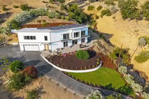 Versatile Living with Modern Elegance