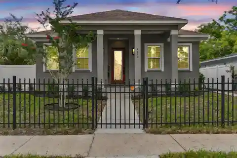 Modern Grand Central Home with Studio