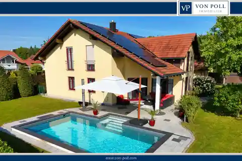 Spacious Home with Warm Ambience