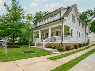 Modern Craftsman Gem in an Unbeatable Neighborhood