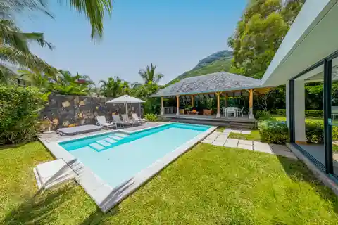 Tropical Luxury with Refined Design