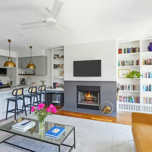 SUNNY PENTHOUSE CONDOMINIUM IN WINDSOR TERRACE