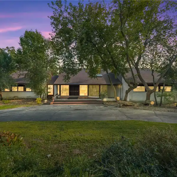 EXQUISITE RANCH ESTATE