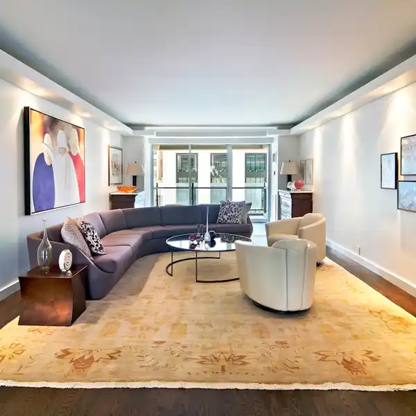 RARE HOME IN THE SOVEREIGN