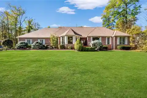 Classic Beauty in a Private Setting