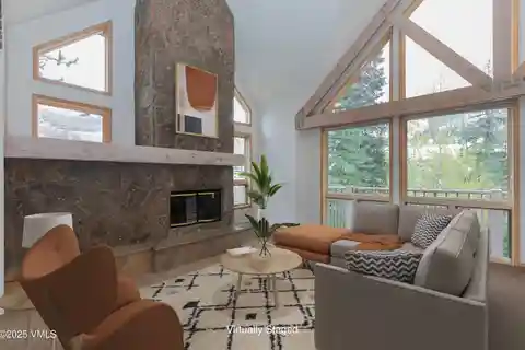 Private Townhouse Retreat