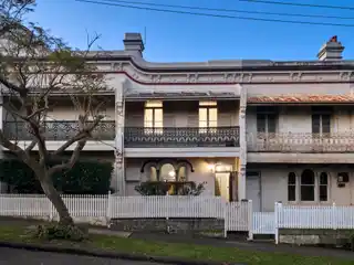 Magnificent Home in Ellerslie Terrace