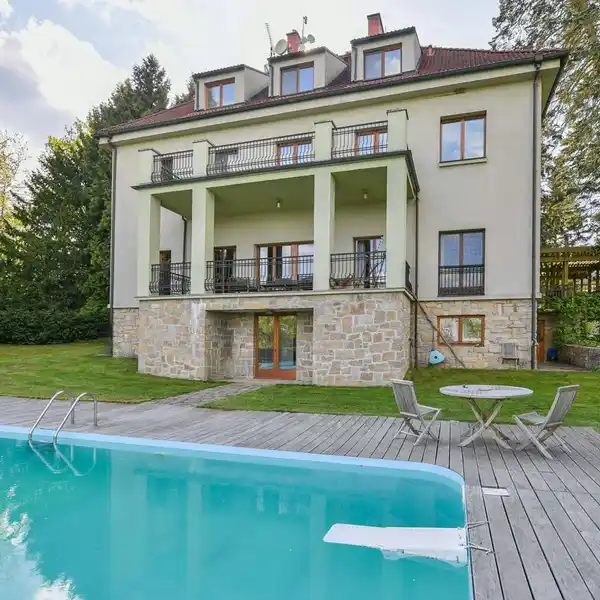 EXCLUSIVE HOMESTEAD OF 65 HECTARES