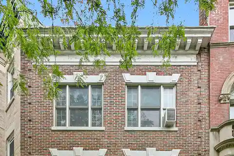 Georgian-Style Townhouse
