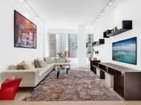 MASSIVE LUXURY LOFT IN BOUTIQUE FULL-SERVICE BUILDING