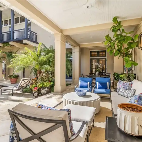 TRANQUIL GETAWAY IN WINDSOR