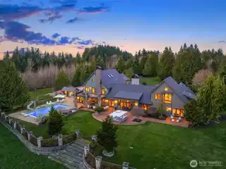 Unparalleled Resort-Style Private Estate