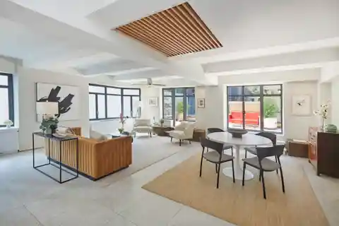 Remarkable Residence in the Heart of Midtown Manhattan