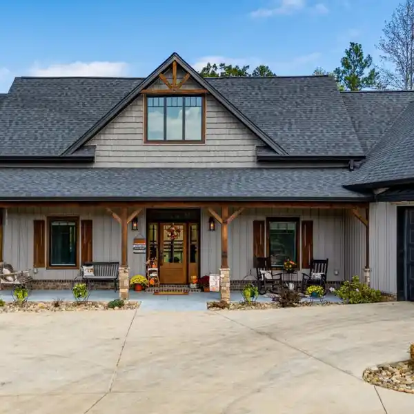 CUSTOM MOUNTAIN VIEW ESTATE