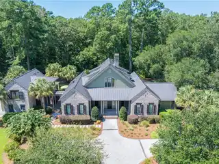 Unparalleled Attention to Detail in Highly Desirable Oldfield