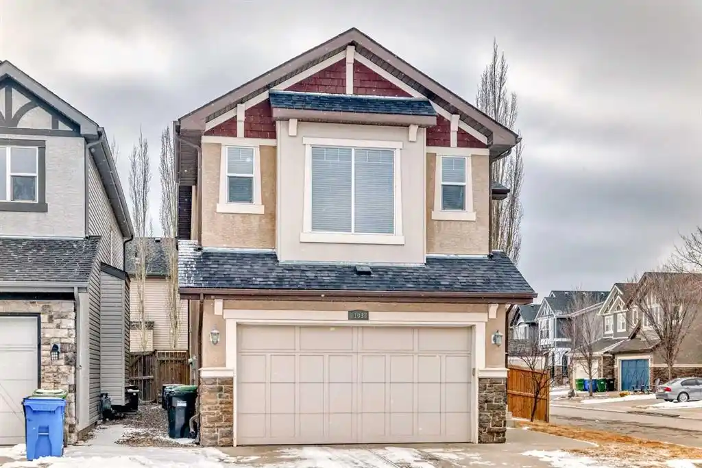 Stunning Former Show Home in Aspen Woods Community
