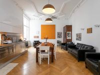 PRECIOUS RENOVATED APARTMENT IN BERLIN-SCHÖNEBERG