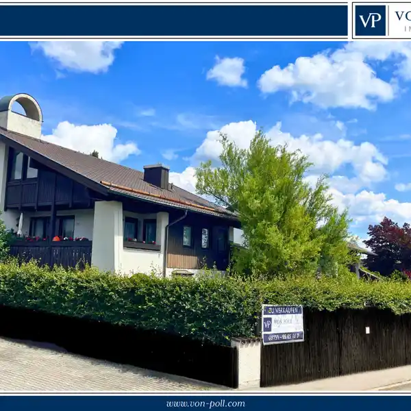 WELL-MAINTAINED SEMI-DETACHED HOUSE