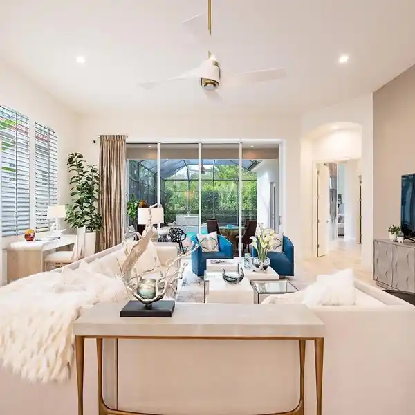 FULLY RENOVATED HOME IN PRESTIGIOUS PORTOFINO