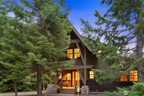 Exceptional Turnkey Tumble Creek Home