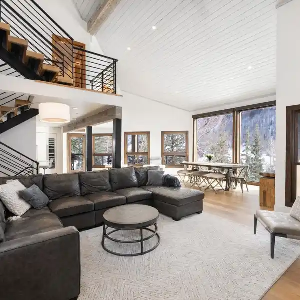 BEAUTIFULLY REMODELED HOME