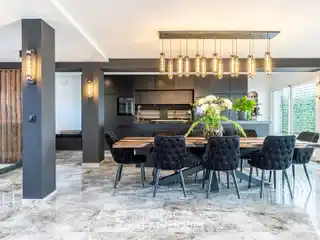 Minimalist Masterpiece with Lake Geneva Views