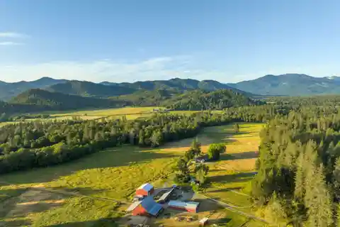 Rare Ranch in the Applegate Valley