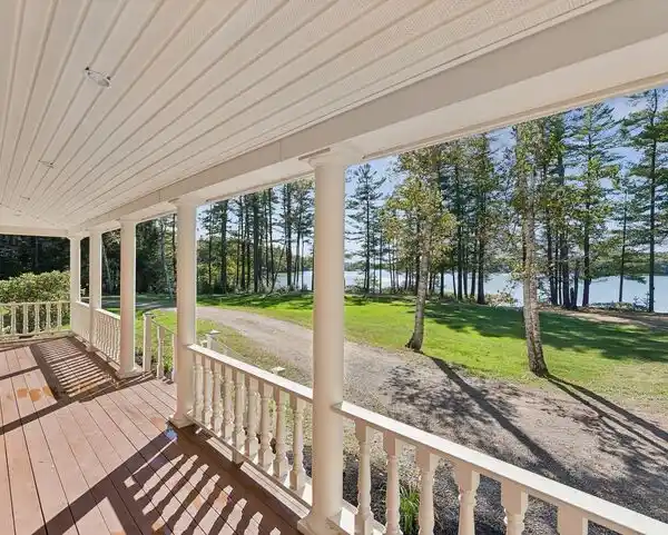 REMARKABLE 50-ACRE ESTATE