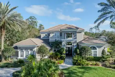 Beautiful Estate in Prestigious Plantation Bay
