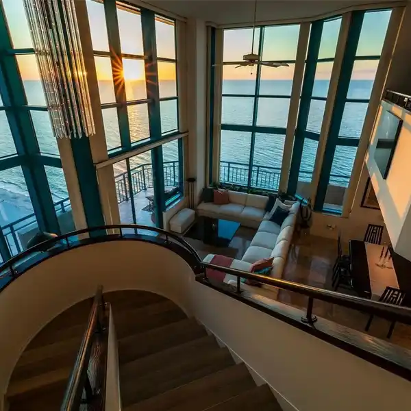 SKY-HIGH LUXURY BEACHFRONT LIVING