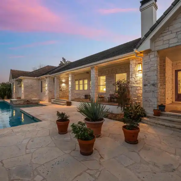 MOVE-IN-READY HOME