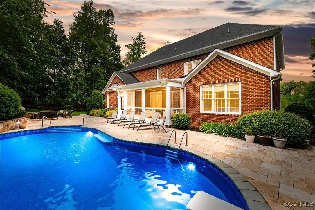 Meticulously Maintained Brick Transitional