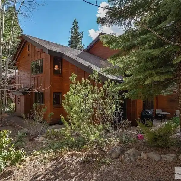RARE THREE BEDROOM THIRD CREEK END-UNIT