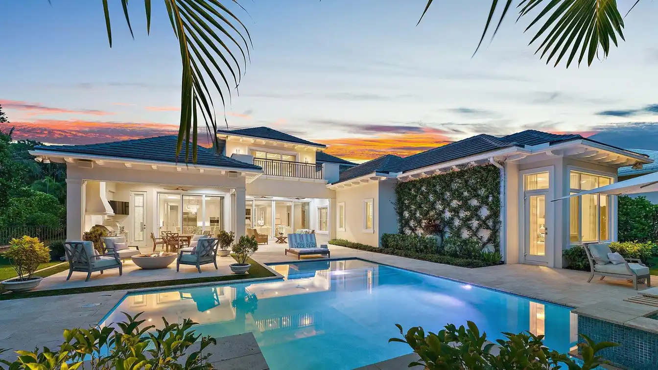 Signature Property in Old Palm Golf Club