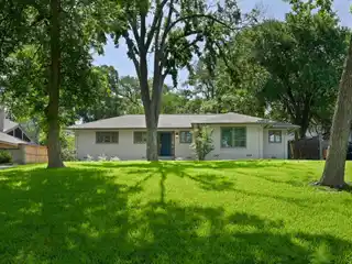 Single-level Home in Pemberton Heights