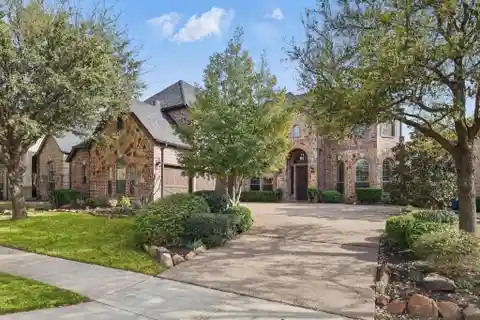 Stunning Home in Shaddock Creek Estates
