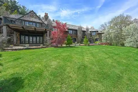 Extraordinary Custom Home on Ten Acres