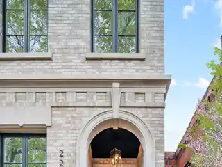 Stunning Lincoln Park Penthouse