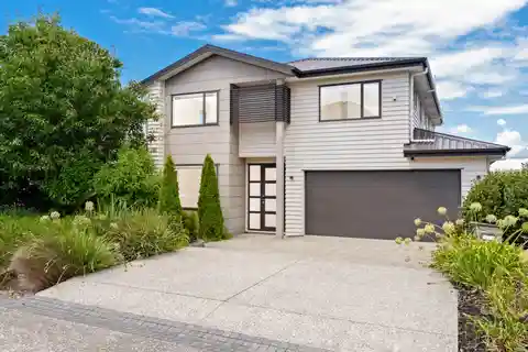 Immaculate Long Bay Home with Sea Views