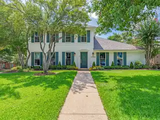 Designer Renovated Lake Highlands Gem