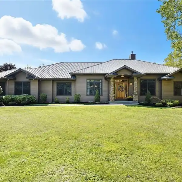 RARE RANCH HOME ON 3.64 ACRES