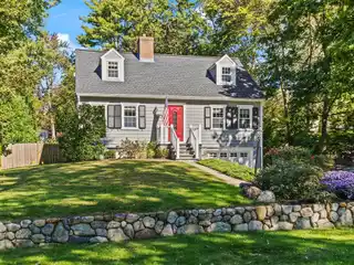 Meticulously Updated Cape